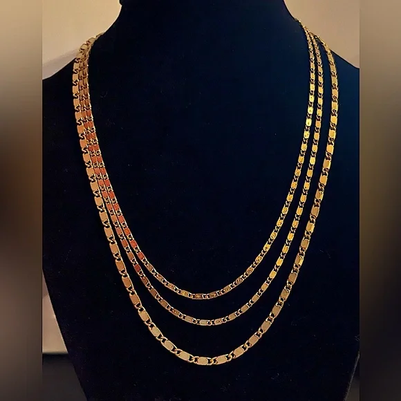 NWT 🍀 Lucky Brand 🍀 three strand gold necklace - Picture 1 of 5